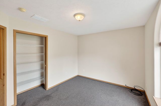 405 S Lucille Ct, Spokane, WA 99216