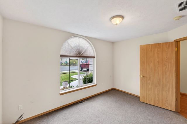 405 S Lucille Ct, Spokane, WA 99216