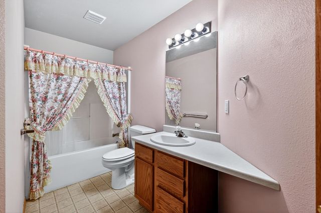 405 S Lucille Ct, Spokane, WA 99216