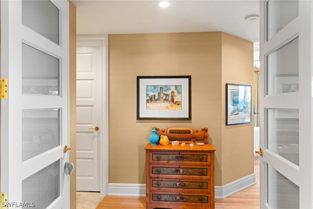 4501 Gulf Shore BLVD N 405, Naples, FL 34103