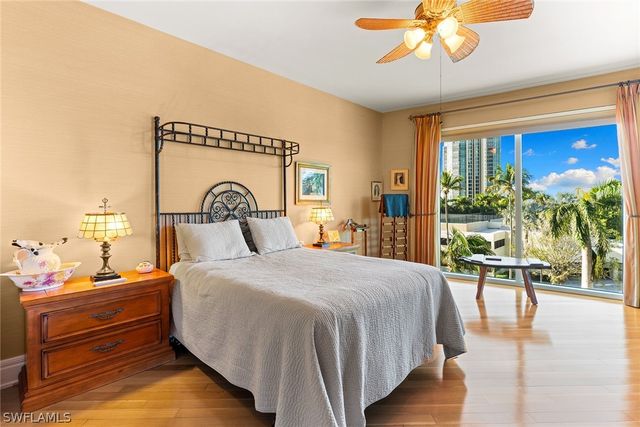 4501 Gulf Shore BLVD N 405, Naples, FL 34103