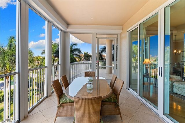 4501 Gulf Shore BLVD N 405, Naples, FL 34103