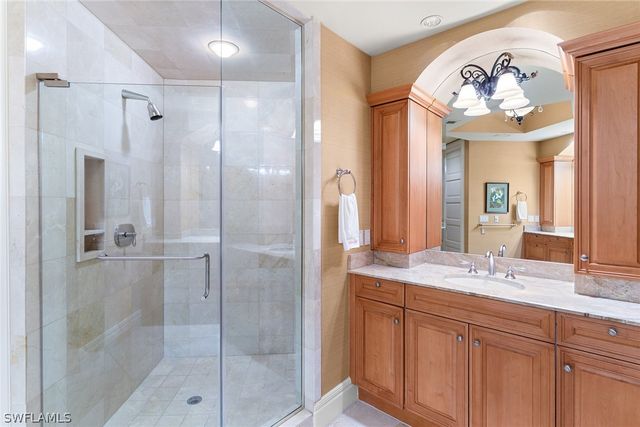 4501 Gulf Shore BLVD N 405, Naples, FL 34103