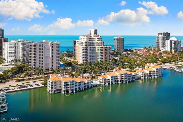 4501 Gulf Shore BLVD N 405, Naples, FL 34103