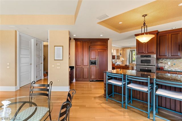 4501 Gulf Shore BLVD N 405, Naples, FL 34103