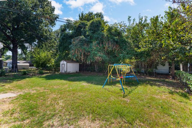 5322 S Rockford Avenue, Tulsa, OK 74105