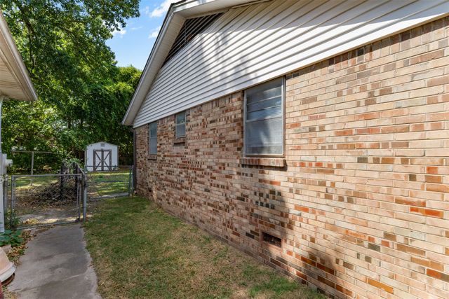 5322 S Rockford Avenue, Tulsa, OK 74105