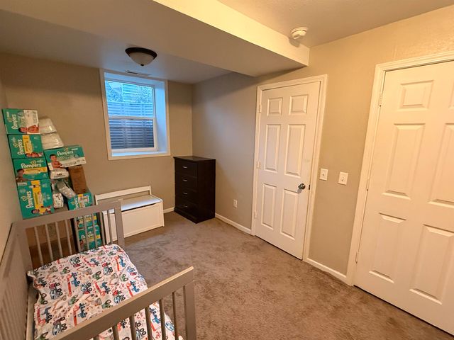 611 14th St SE, Minot, ND 58701