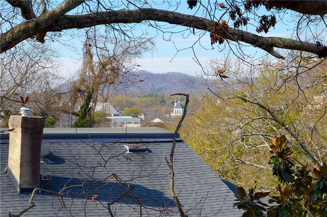 351 WASHINGTON Avenue NE 309, Marietta, GA 30060