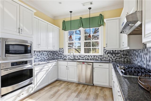 351 WASHINGTON Avenue NE 309, Marietta, GA 30060