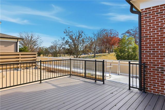 351 WASHINGTON Avenue NE 309, Marietta, GA 30060