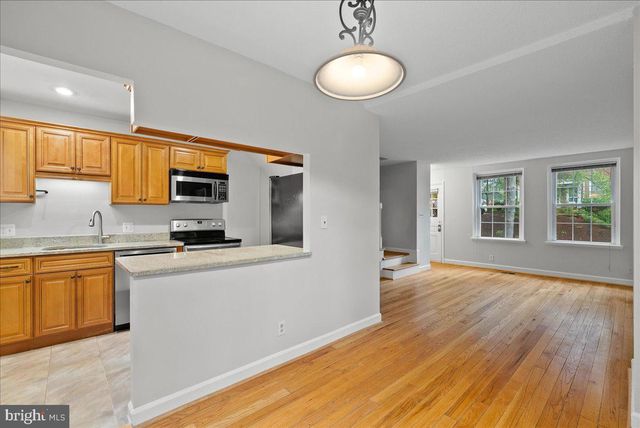 4803 27TH RD S, Arlington, VA 22206