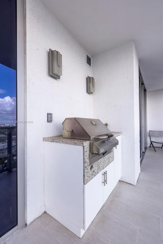 1180 N Federal Hwy 1009 1009, Fort Lauderdale, FL 33304
