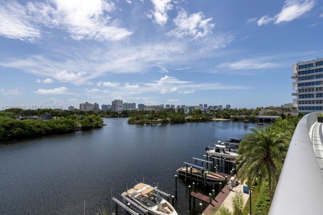 1180 N Federal Hwy 1009 1009, Fort Lauderdale, FL 33304