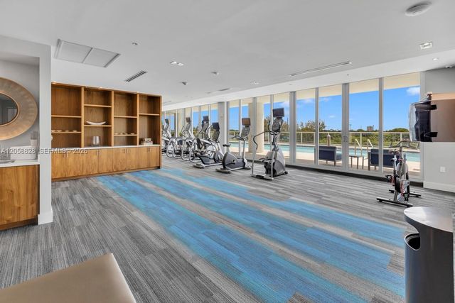 1180 N Federal Hwy 1009 1009, Fort Lauderdale, FL 33304