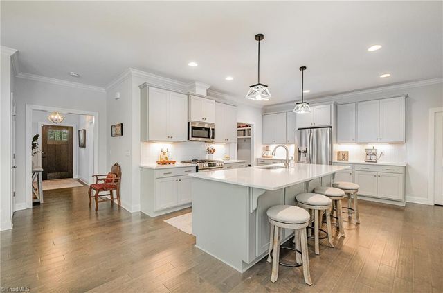 3082 Cascade Drive, Burlington, NC 27217