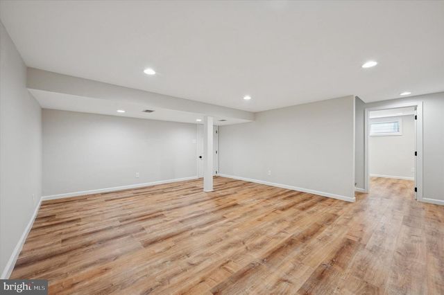 421 LAWRENCE RD, Havertown, PA 19083