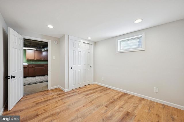 421 LAWRENCE RD, Havertown, PA 19083