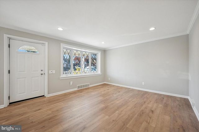 421 LAWRENCE RD, Havertown, PA 19083