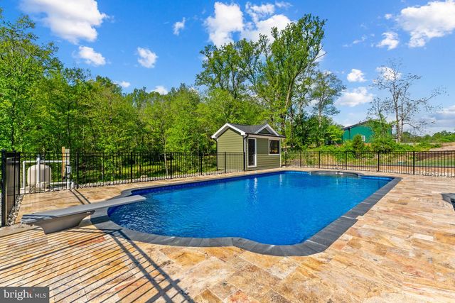 11194 HOMELAND RD, Rixeyville, VA 22737