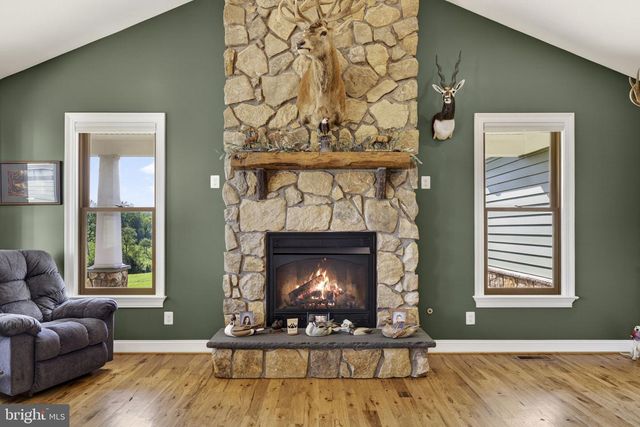11194 HOMELAND RD, Rixeyville, VA 22737