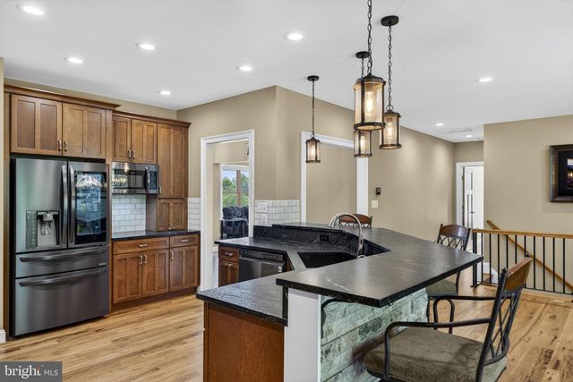 11194 HOMELAND RD, Rixeyville, VA 22737