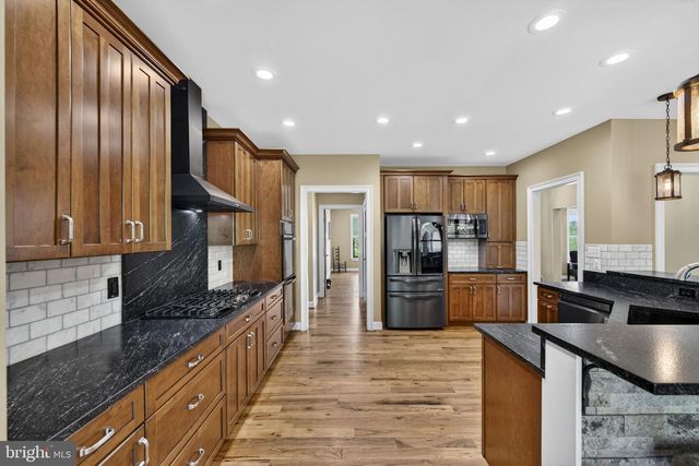 11194 HOMELAND RD, Rixeyville, VA 22737
