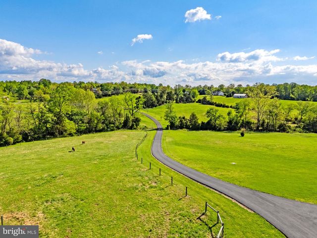 11194 HOMELAND RD, Rixeyville, VA 22737