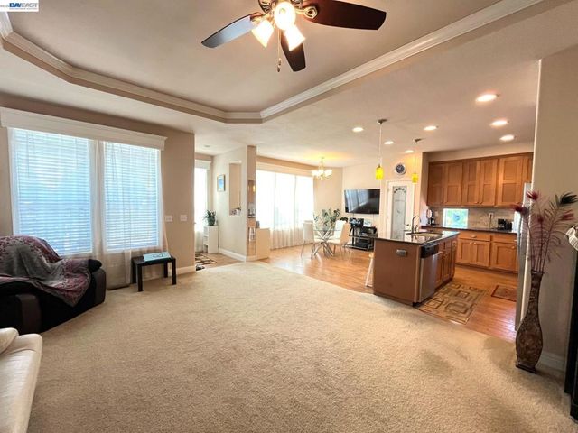 1291 Sussex Way, Hayward, CA 94544