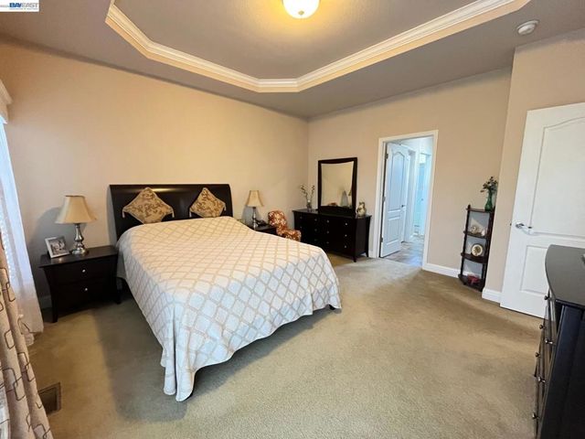 1291 Sussex Way, Hayward, CA 94544