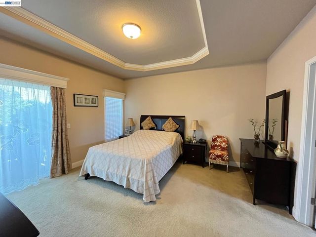 1291 Sussex Way, Hayward, CA 94544