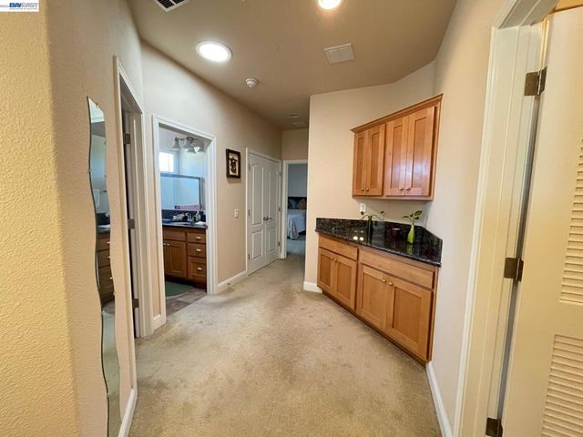 1291 Sussex Way, Hayward, CA 94544