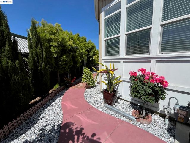 1291 Sussex Way, Hayward, CA 94544