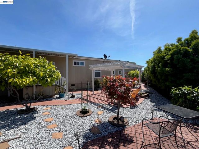 1291 Sussex Way, Hayward, CA 94544