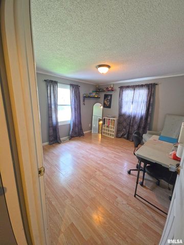 1342 LAKEVIEW Avenue, East Peoria, IL 61611