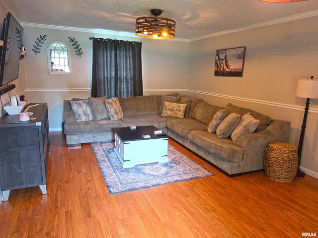 1342 LAKEVIEW Avenue, East Peoria, IL 61611