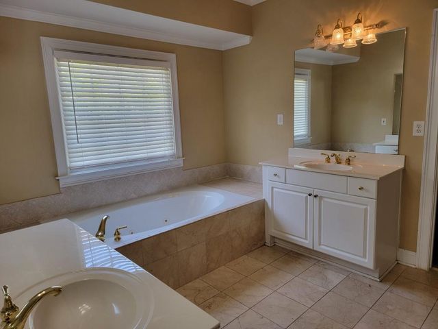 110 Kia Drive, Alpharetta, GA 30022
