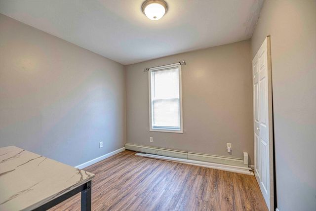 278 Division St, Fall River, MA 02721