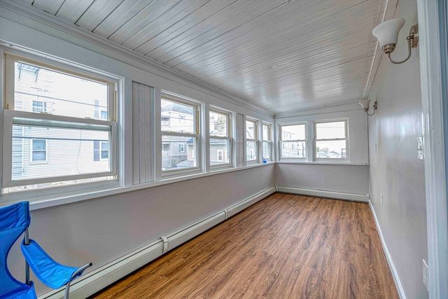 278 Division St, Fall River, MA 02721