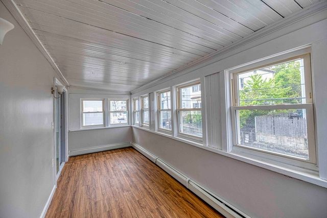 278 Division St, Fall River, MA 02721