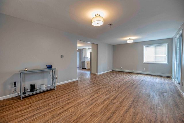 278 Division St, Fall River, MA 02721