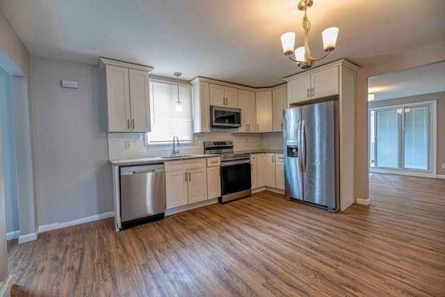 278 Division St, Fall River, MA 02721
