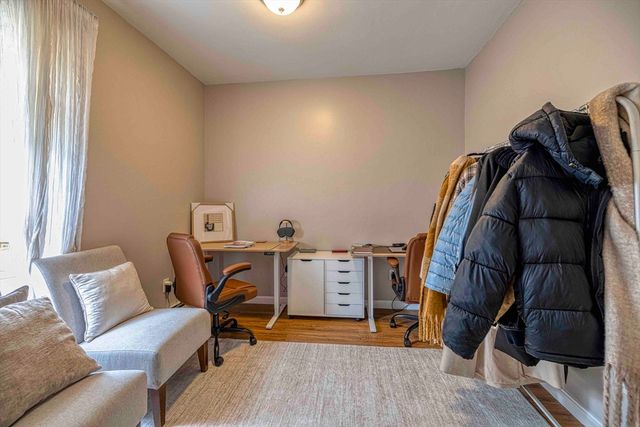 278 Division St, Fall River, MA 02721