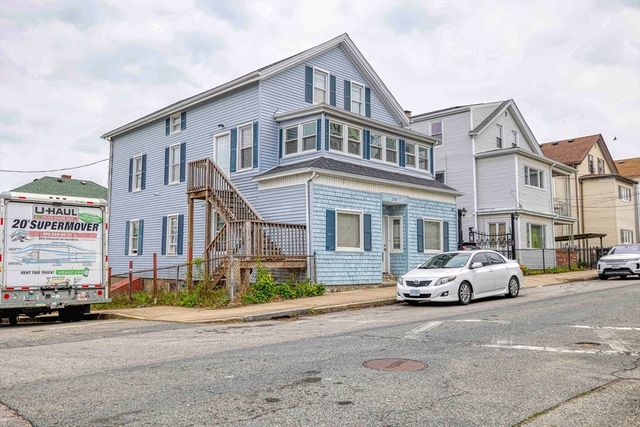 278 Division St, Fall River, MA 02721