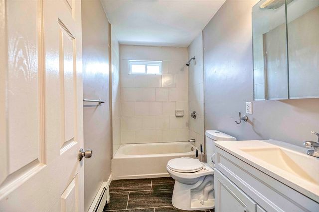 278 Division St, Fall River, MA 02721