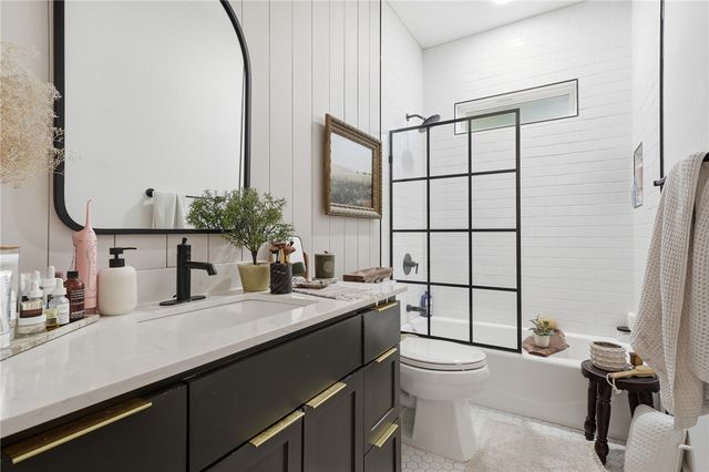 503 S 13th St, Aransas Pass, TX 78336