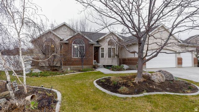 1862 W 1690 S, Woods Cross, UT 84087