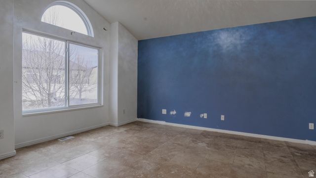 1862 W 1690 S, Woods Cross, UT 84087