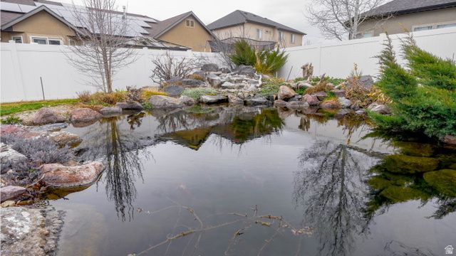 1862 W 1690 S, Woods Cross, UT 84087