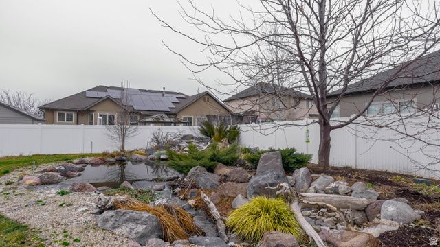 1862 W 1690 S, Woods Cross, UT 84087